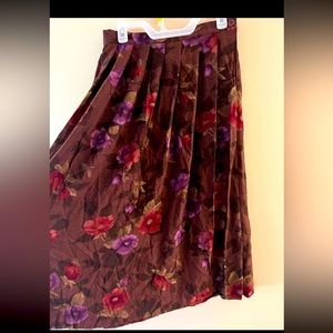 Vintage Worthington Pleated skirt